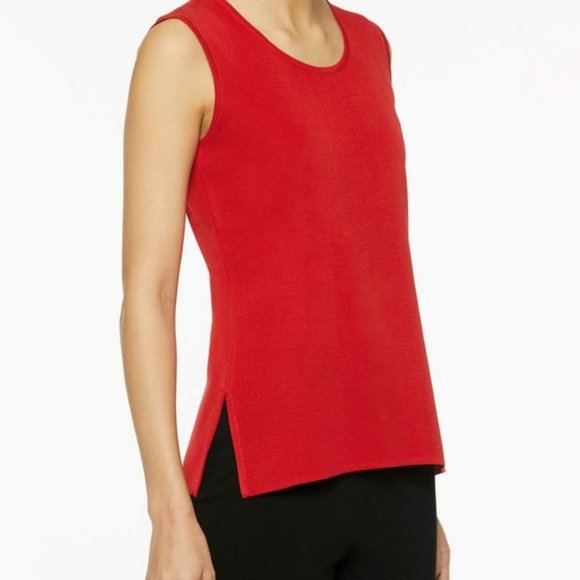 Misook deep red knit tank top sleeveless shell career scoop neck side slits